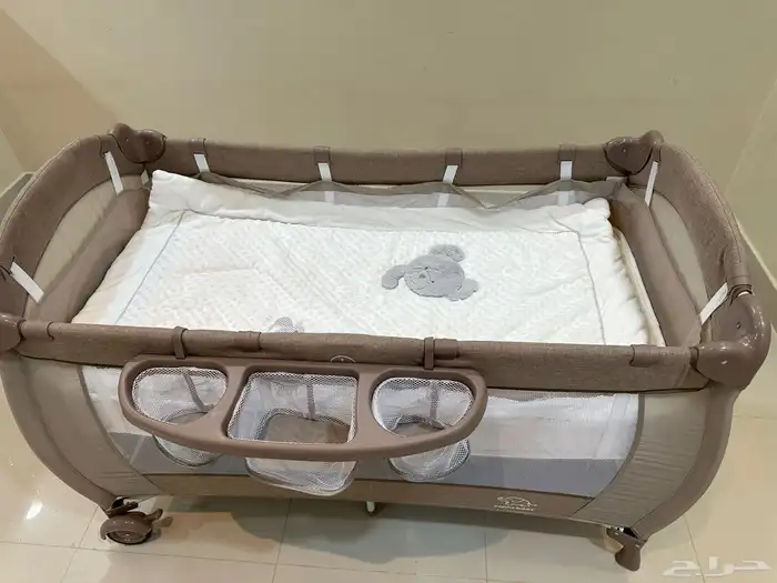 للبيع سرير أطفال 5