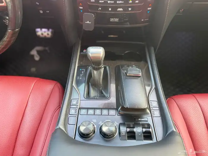 جيب لكزس 2018 فل كامل. سعودي 14