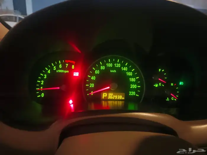 كيا كارنيفال موديل 2013 قمة في النظافة. 11