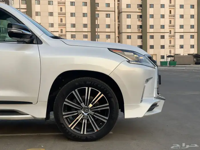 جيب لكزس 2018 فل كامل. سعودي 6