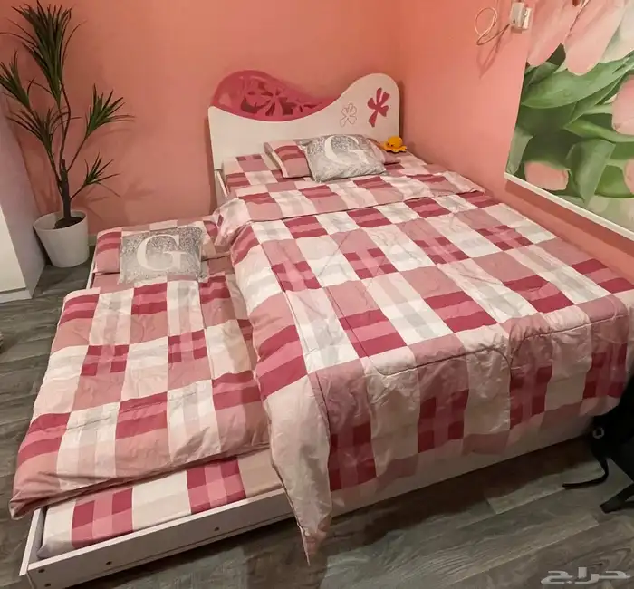 غرفة نوم سريرين بناتي 0