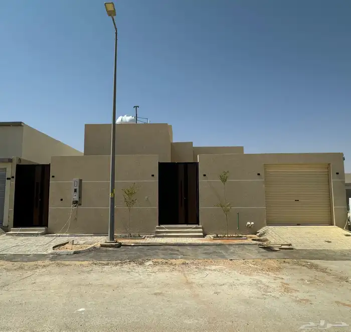 فيلا دور واحد بناء شخصي للبيع 11