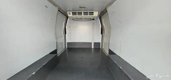 تويوتا باص فان بضاعه سقف عالي تبريد 2019 6