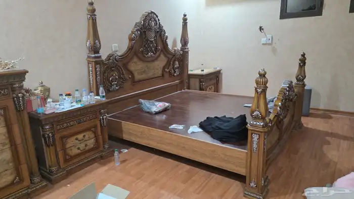 غرفة نوم ومكتبه للبيع بأعلى سوم 1