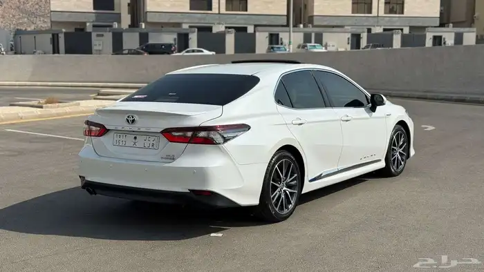 كامري للبيع 2023GLE 4