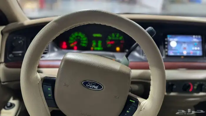 بسم الله توكلنا على الله للبيع فورد فكتوريا 2011 8