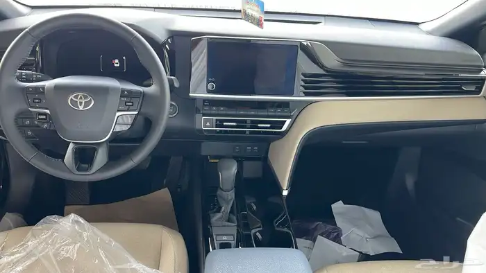 كامري عبداللطيف جميل LE اسود اصفار 2025 6