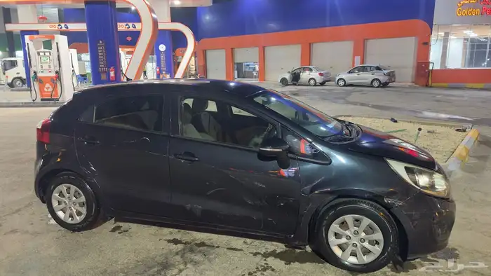 كيا ريو نظيفه 9