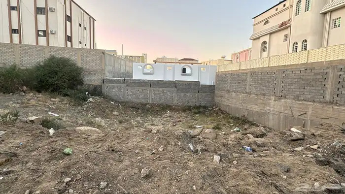 للبيع ارض في ام السباع موقع مميز 1