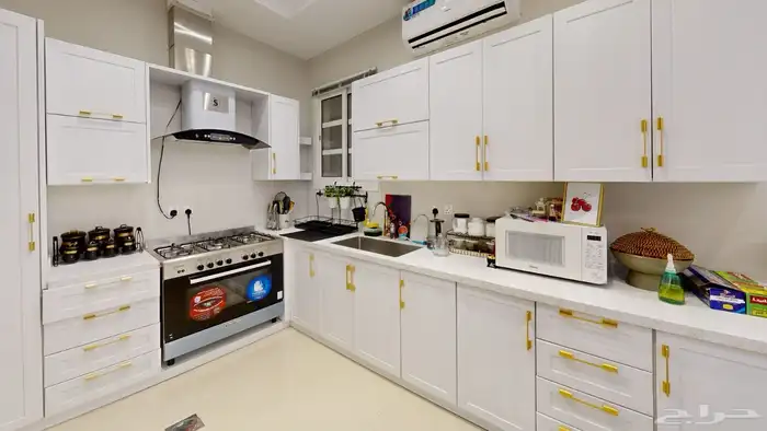 شقة للبيع في الملقا 4