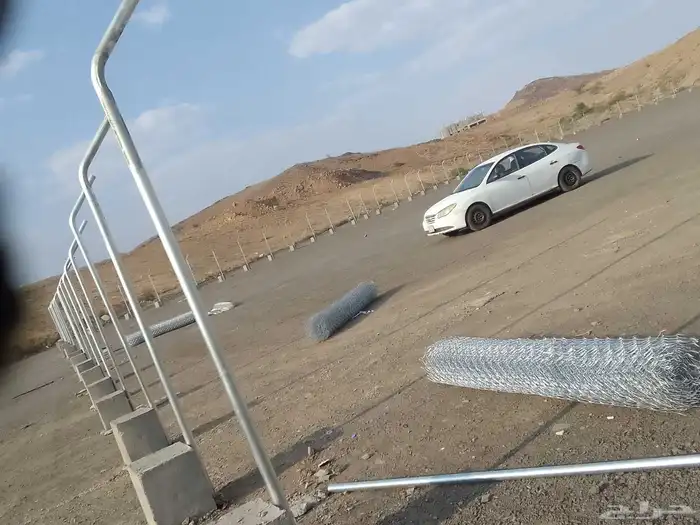 نبدا العمل بعقد موسسه معتمده شبوك سياج الامني 5