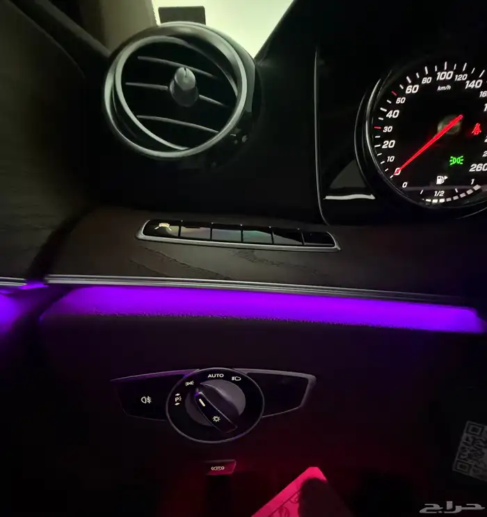 مرسيدس E 220 2019( ديزل ) فل كامل للبيع 20