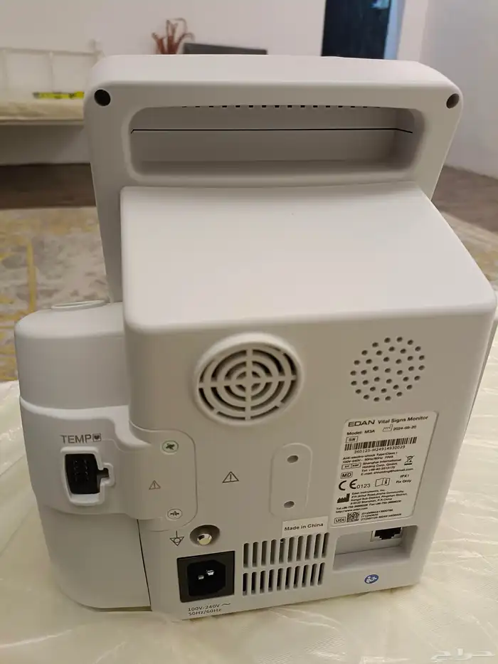 جهاز قياس العلامات الحيوية نوع edan M3A 2