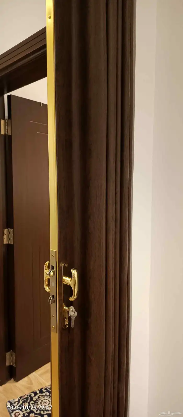 ابواب جلد كرديون توفير مساحه 1