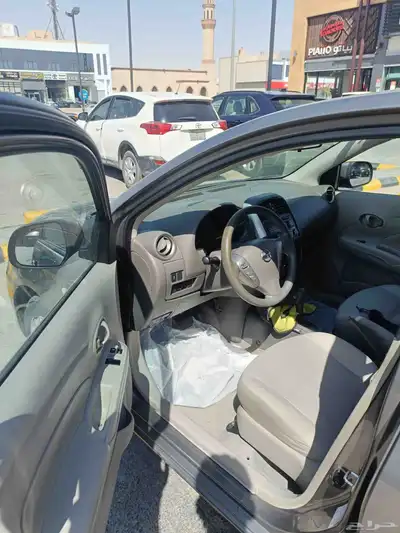 سياره نيسان صني 2022 index