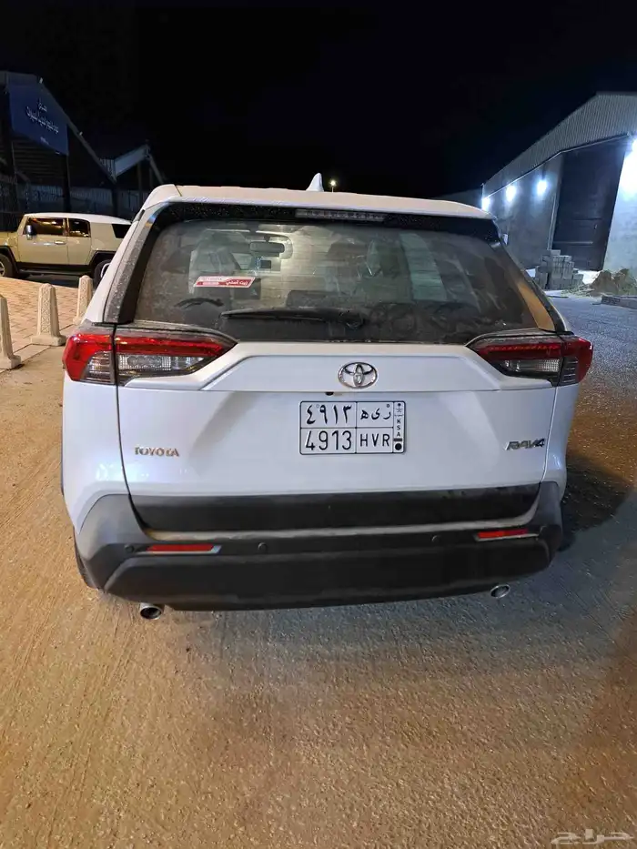 تويوتا راف فور استاندر 1