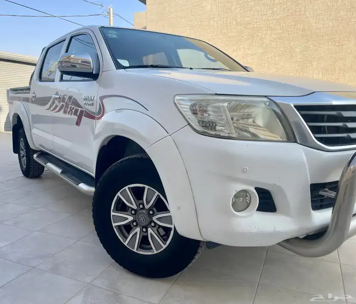 هايلوكس للبيع 4