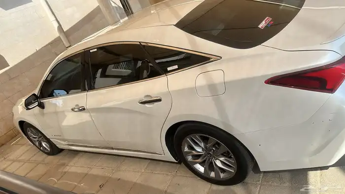 تويوتا أفالون 2022 6