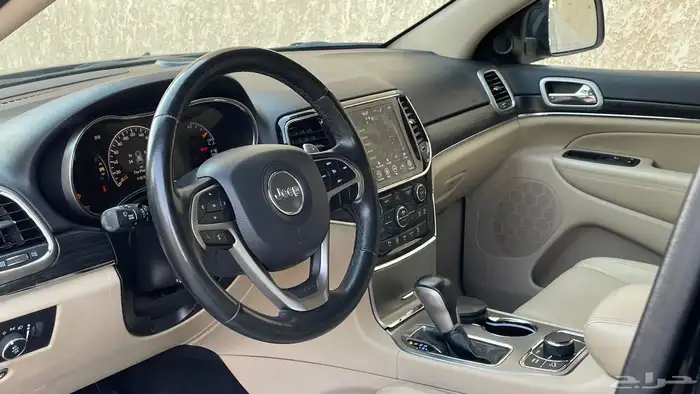 جيب شيروكي لميتد 2021 فل كامل 23