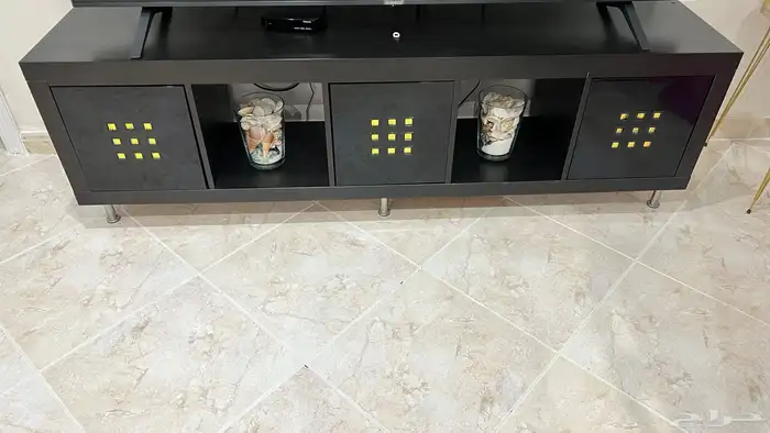 طاولت تلفزيون 1