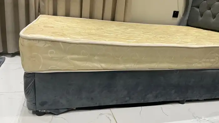 سرير نفر ونص مع فرشة 3