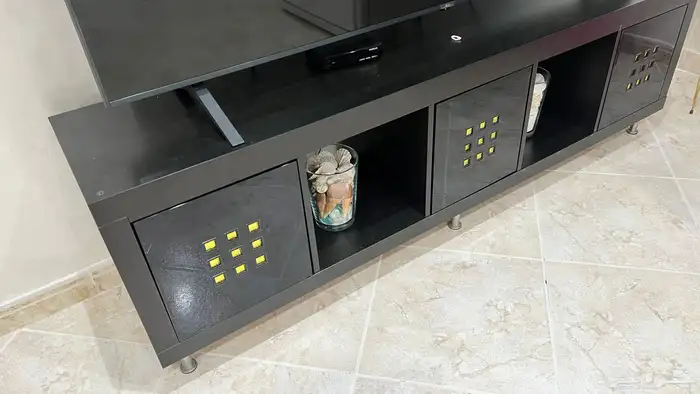 طاولت تلفزيون 0