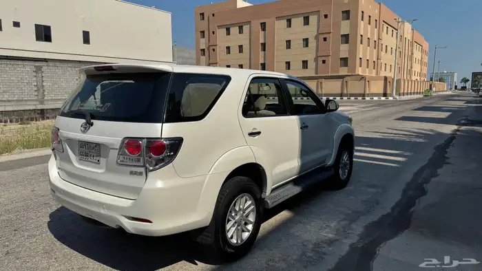 للبيع تويوتا فورتشنر 2014 بحالة الوكاله بدي وكاله 9