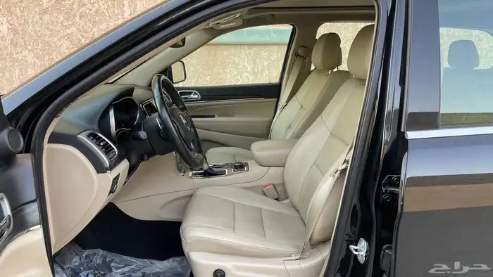 جيب شيروكي لميتد 2021 فل كامل 22