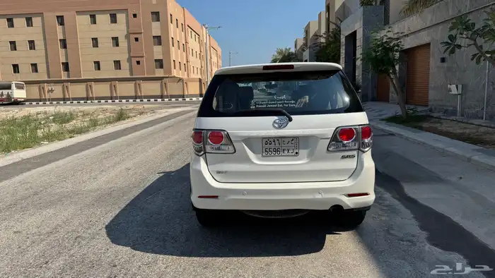 للبيع تويوتا فورتشنر 2014 بحالة الوكاله بدي وكاله 7