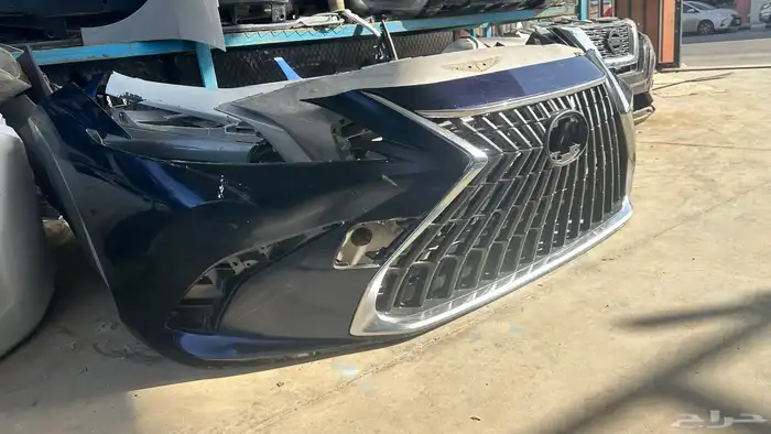 صدام لكزس ES 2019 إلا 2023 1