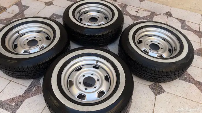 للبيع جنوط دايو مع كفرات نظيفة 0