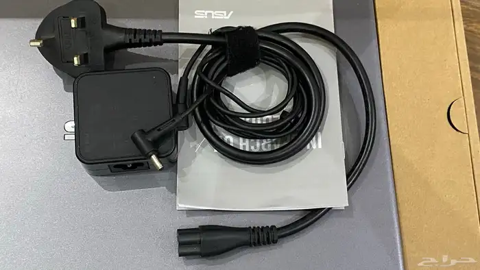 لابتوب Asus VivoBook 15 بحالة ممتازة للبيع 19