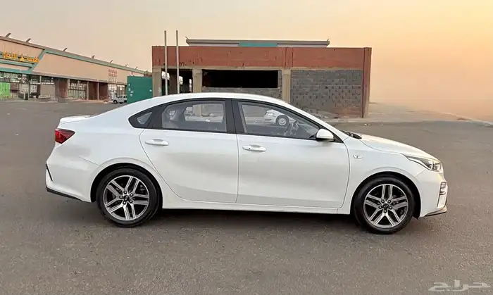 كيا K3 سيراتو 2021 فل كامل بدون فتحه بحالة الوكاله للبيع 6