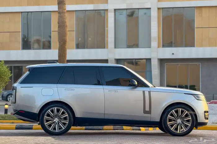 رنج روفر فوج 2023 3