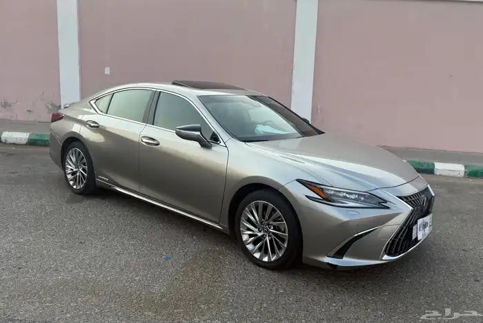 لكزس_ES300H_2022 7