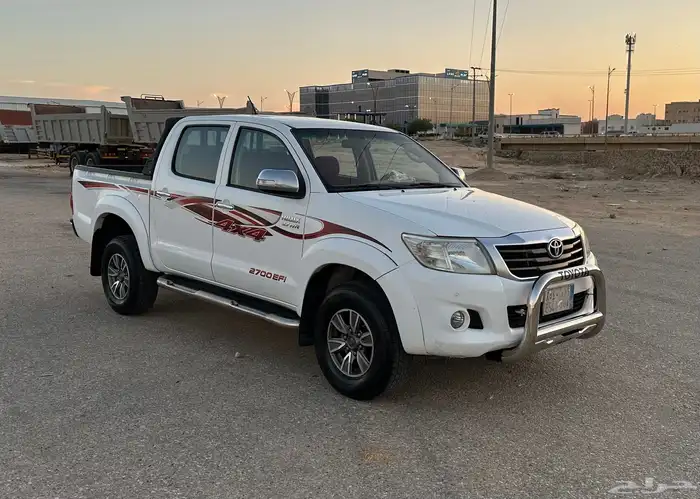 للبيع هايلوكس 2015 دبل سعوديه فل كامل 1