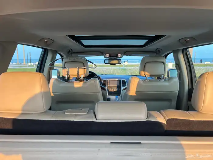 جيب جراند شيروكي ليميتد 2012 ( فابريكا ) ممشي 136 500 كم 14