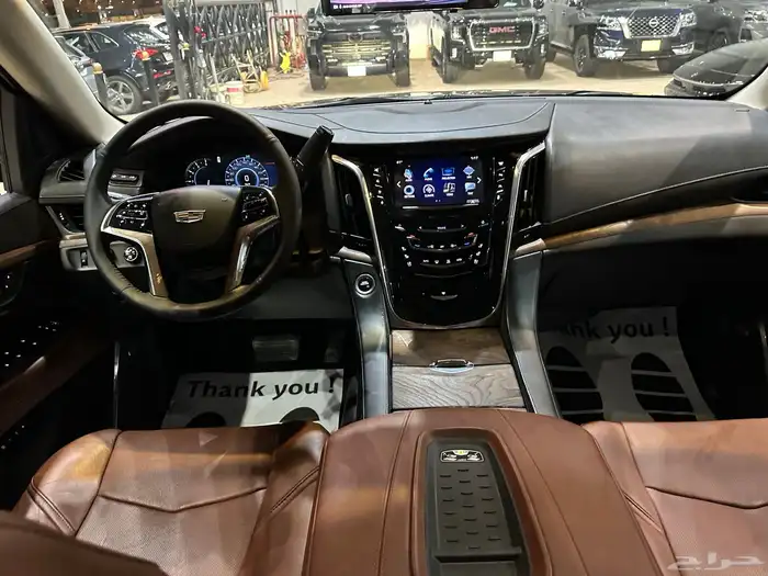 كاديلاك اسكاليد موديل 2016 فل كامل نظيف جدا 18