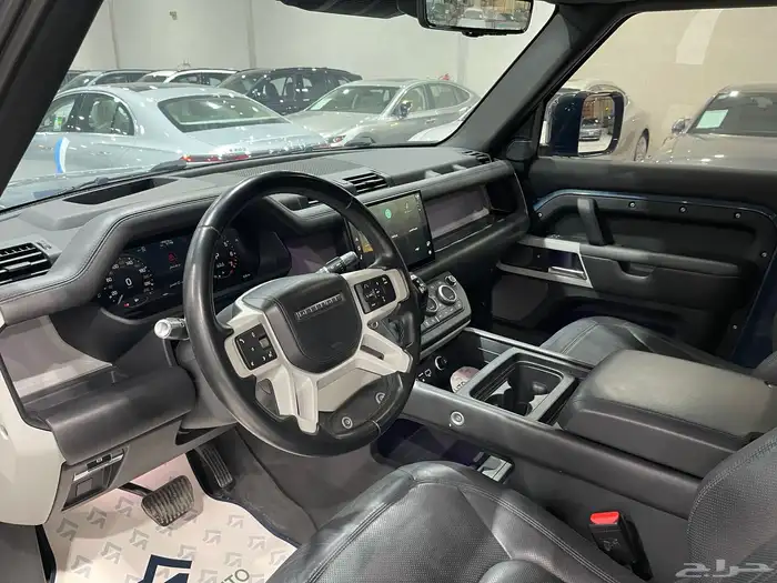 ديفندر 90 - SE P 300 موديل 2022 16