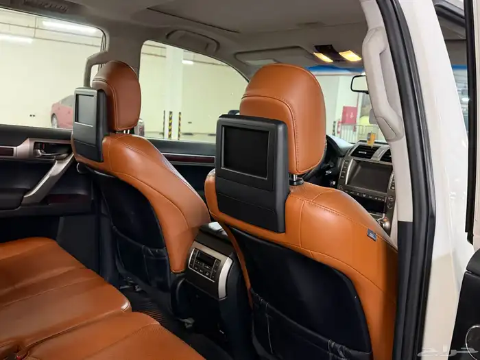 جيب لكزس GX460 2014 32