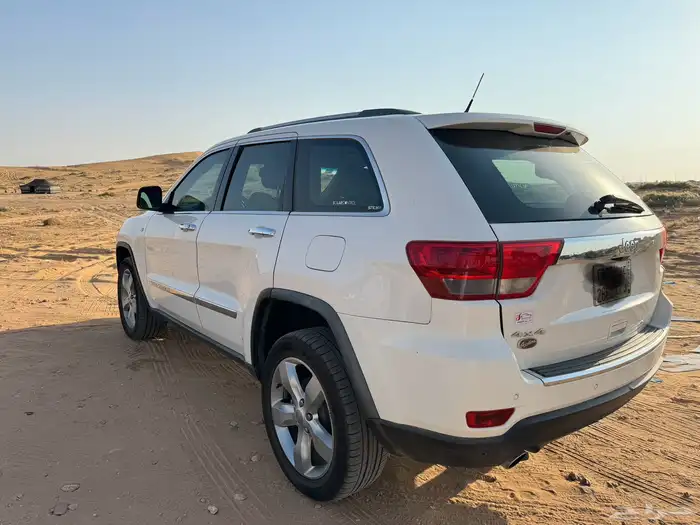 جراند شيروكي 2012 11