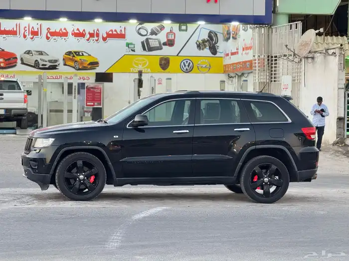 جيب شروكي 2013 فل الفل RT 20