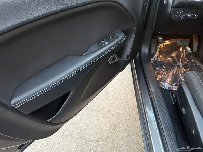 دودج تشالنجر 2020 بحالة ممتازه بطاقة جمركية امريكي V6 7