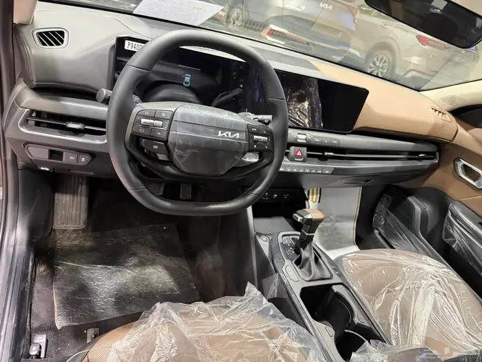 كيا k4 كي 4 2026 استاندر و نص فل تقسيط وكاش افضل الاسعار 6