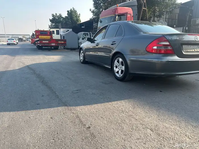 للبيع مرسيدس 2006 2