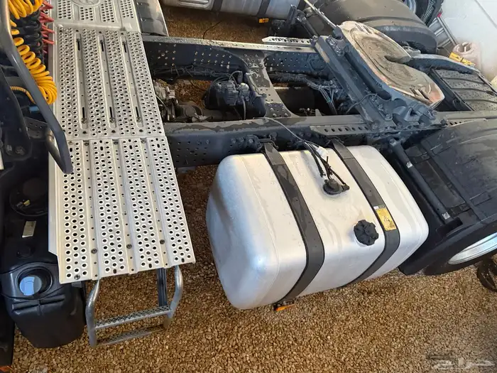 مرسيدس راس شاحنة 2021 - 1845 11