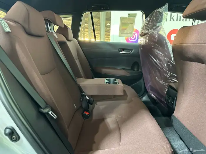 تويوتا كورولا كروس LE هايبرد 2025 11