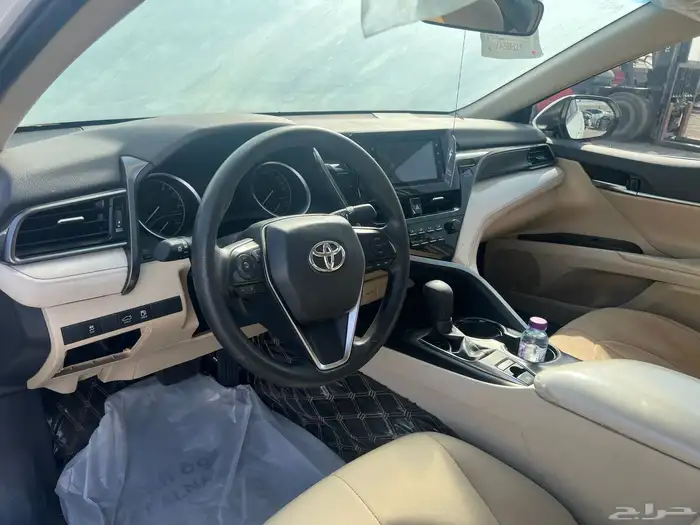 كامري 2023 LE مصدوم استاندر 14