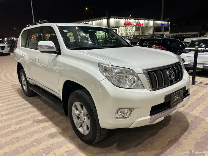 تويوتا برادو موديل 2013 فل كامل 6 سلندر نظيف 2