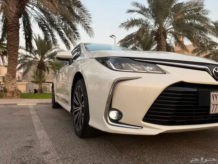 للبيع كورولا بحالة ممتازة جدا 11